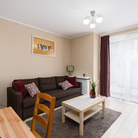 Czarnieckiego Apartment With Balcony Poznan By Noclegi Renters Exterior foto